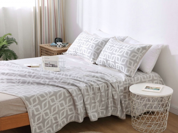 flaxen mat